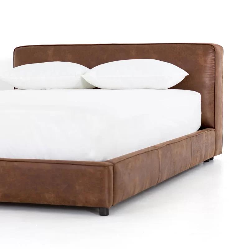 Iguazu king bed