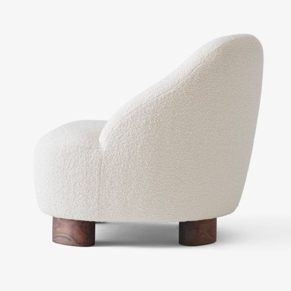 Jota accent chair